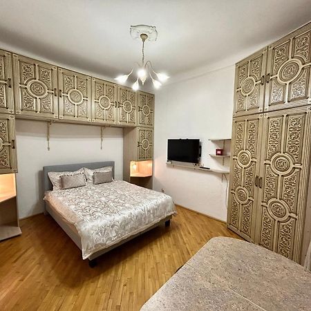 Apartments On Sholom Aleichem Та Ще Варіант Поруч Lviv Ngoại thất bức ảnh