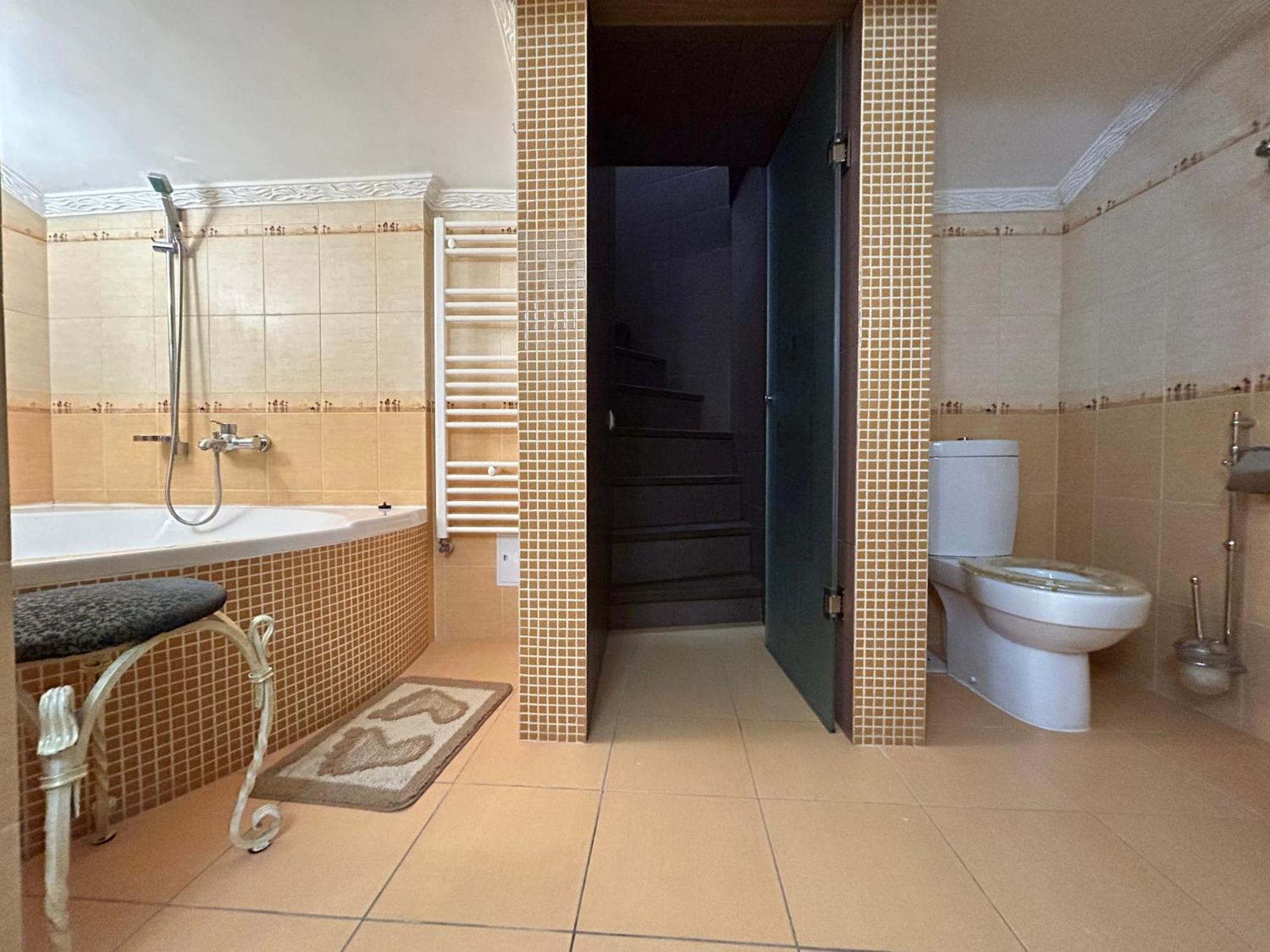 Apartments On Sholom Aleichem Та Ще Варіант Поруч Lviv Ngoại thất bức ảnh