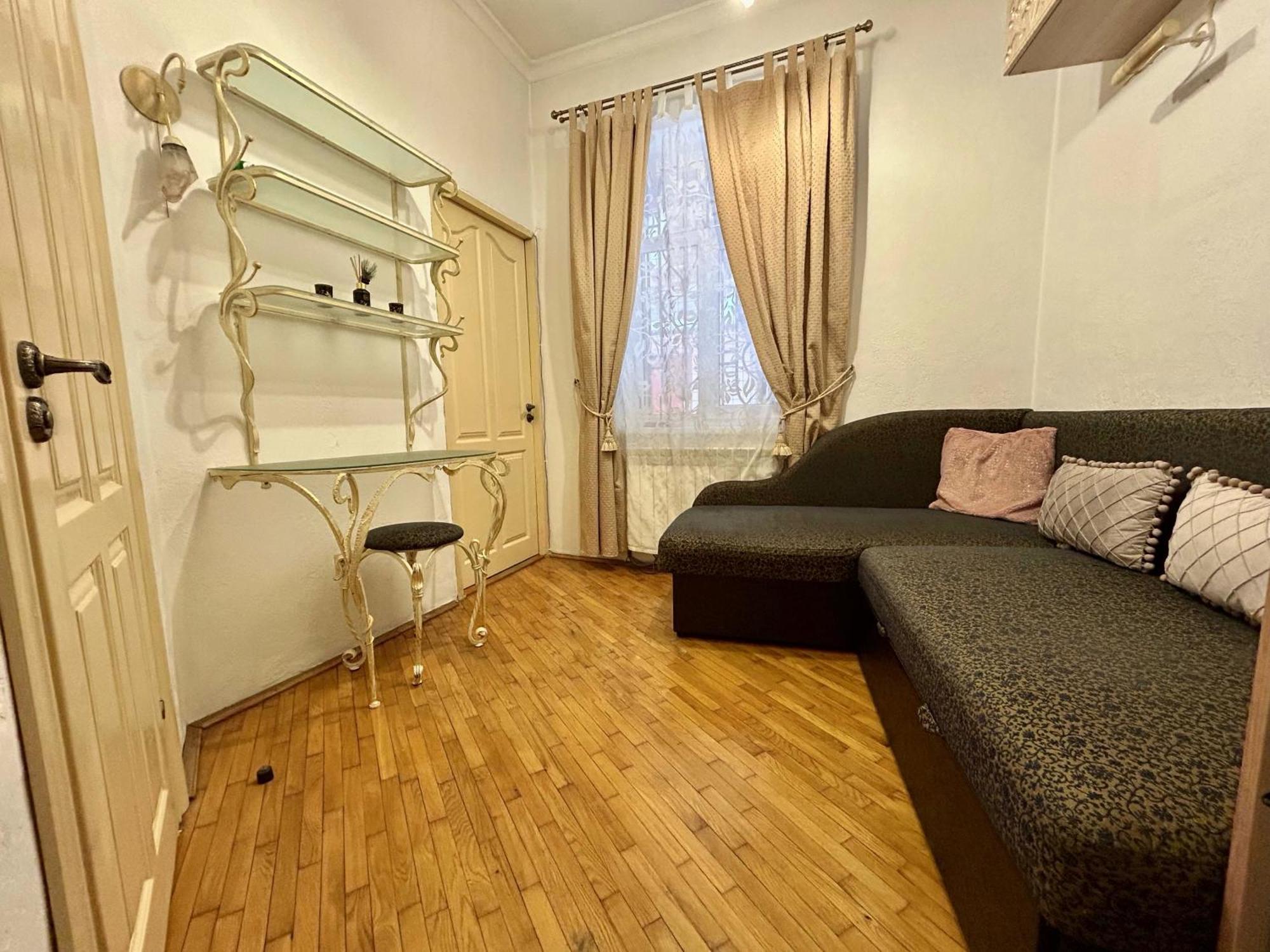 Apartments On Sholom Aleichem Та Ще Варіант Поруч Lviv Ngoại thất bức ảnh