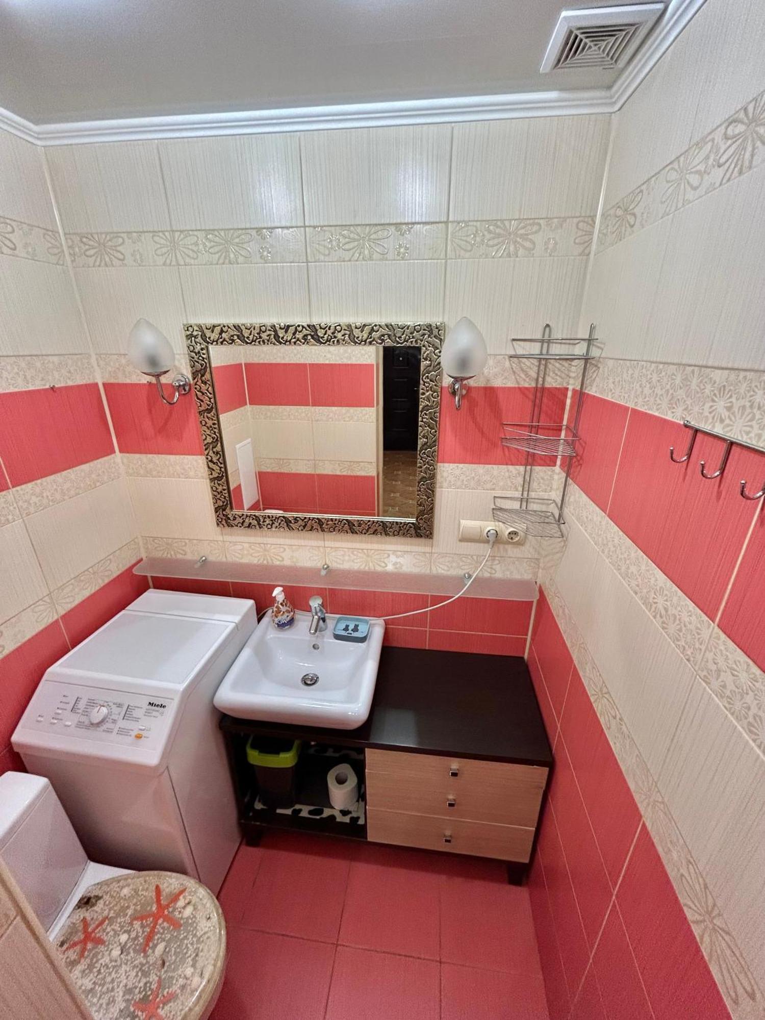 Apartments On Sholom Aleichem Та Ще Варіант Поруч Lviv Ngoại thất bức ảnh