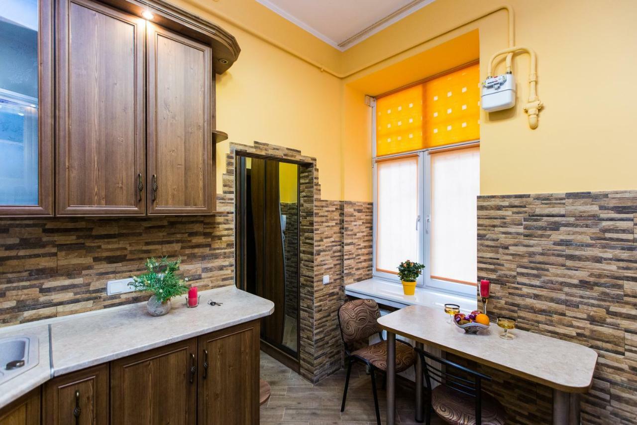 Apartments On Sholom Aleichem Та Ще Варіант Поруч Lviv Ngoại thất bức ảnh