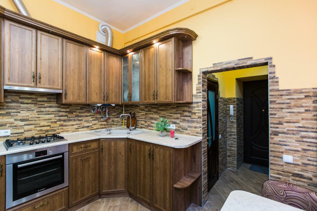 Apartments On Sholom Aleichem Та Ще Варіант Поруч Lviv Ngoại thất bức ảnh